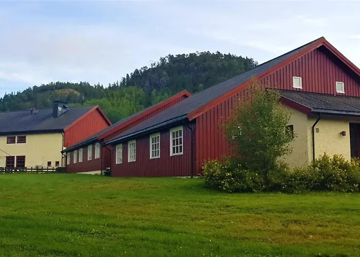 Lyngen Fjordhotell * Sjoasen